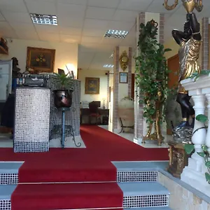 https://fiumefreddo-hotel.sicilyhotelsitaly.net