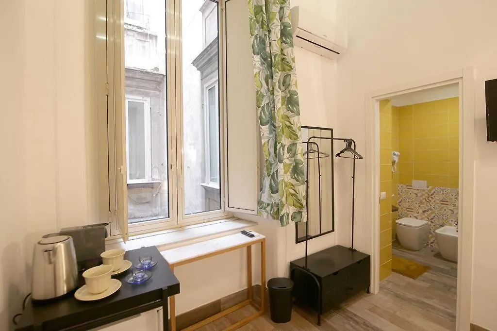 Hotel Antica Residenza Fusco Napoli 0*,  Italia